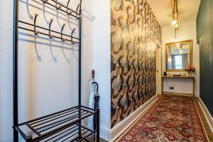 Entrance Hallway- click for photo gallery